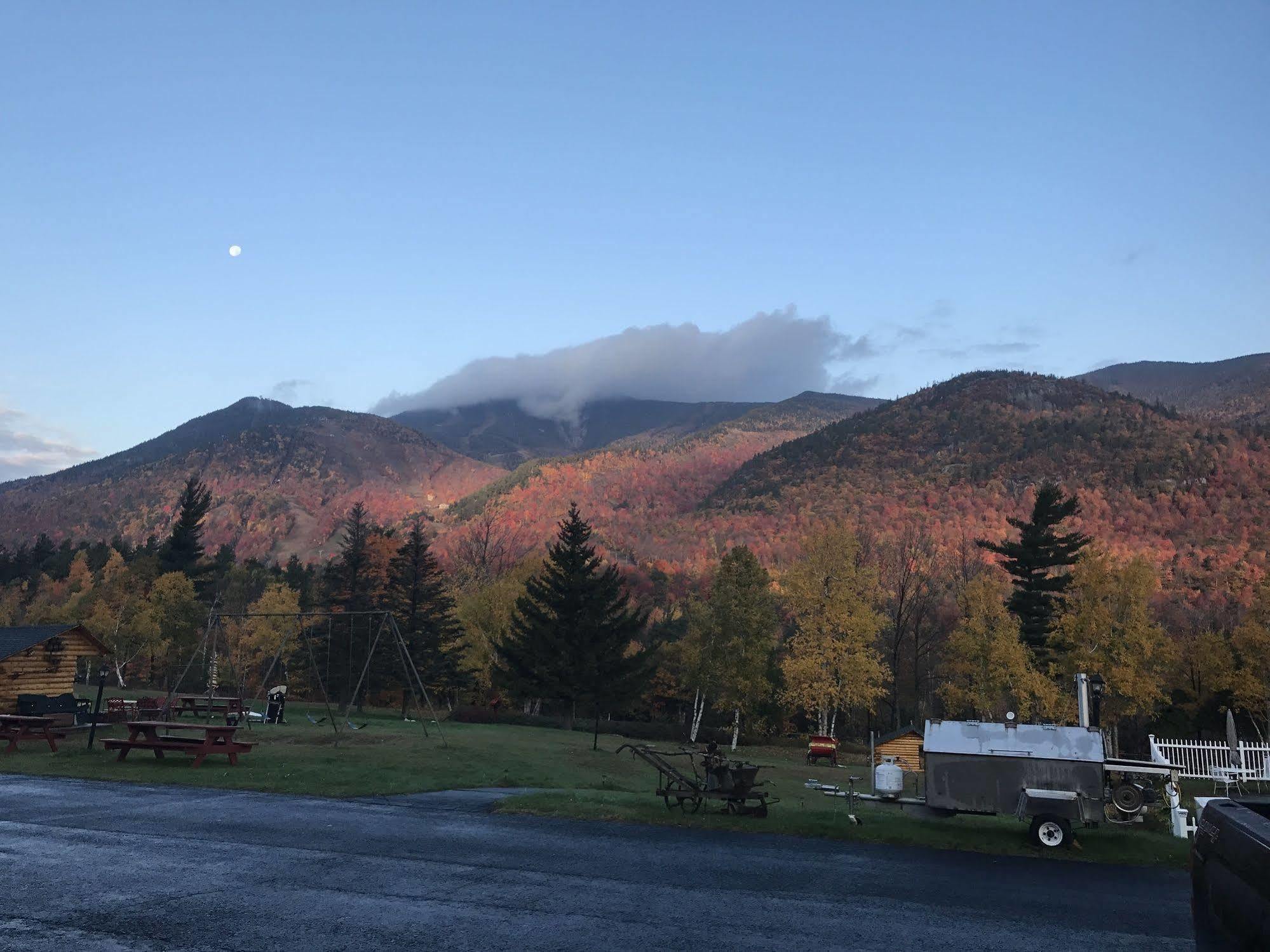 ホテル Ledge Rock At Whiteface ウィルミントン エクステリア 写真
